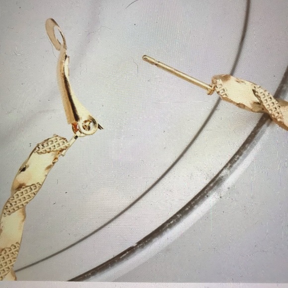 BN Exaggerated Ruili Gold Hoop Earrings - Picture 2 of 6